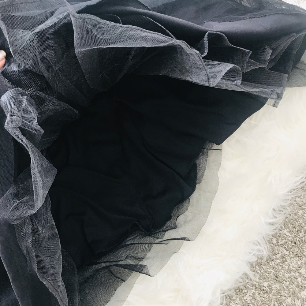 B. Darlin Black Strapless Tulle Dress Juniors 5 - Picture 9 of 9